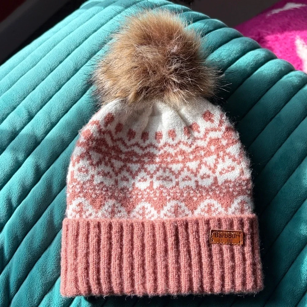 Barbour girls Pink Knit Pom-Pom Hat NWOT fair isle alpine